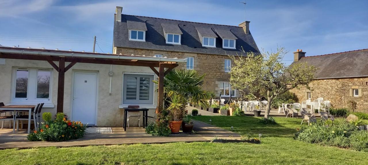Le Relais De Launay Ploubazlanec Kültér fotó