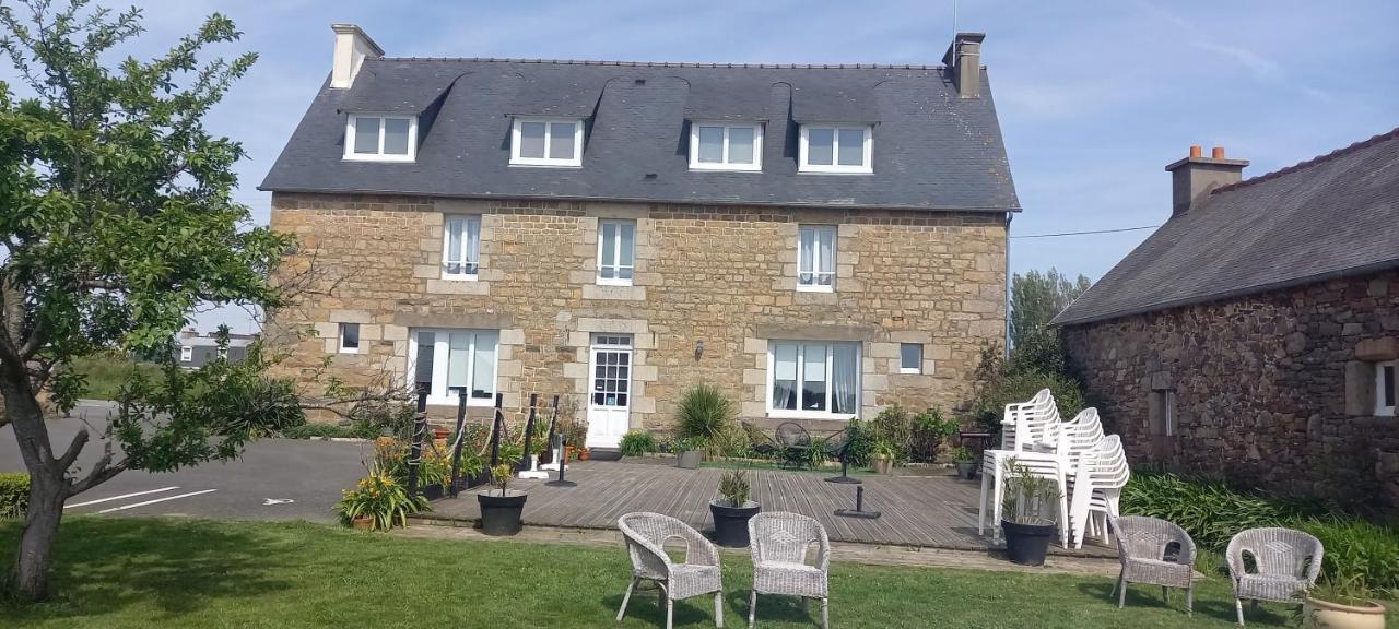 Le Relais De Launay Ploubazlanec Kültér fotó